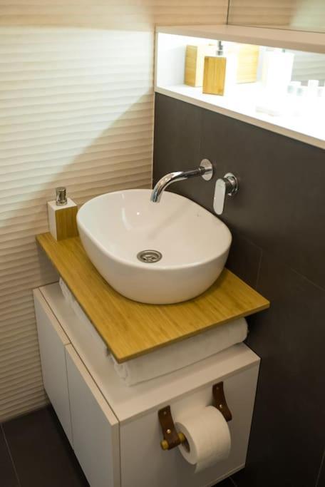 No.8: Lovely & Cosy 3-Room Heart Of The City Timişoara Exterior foto